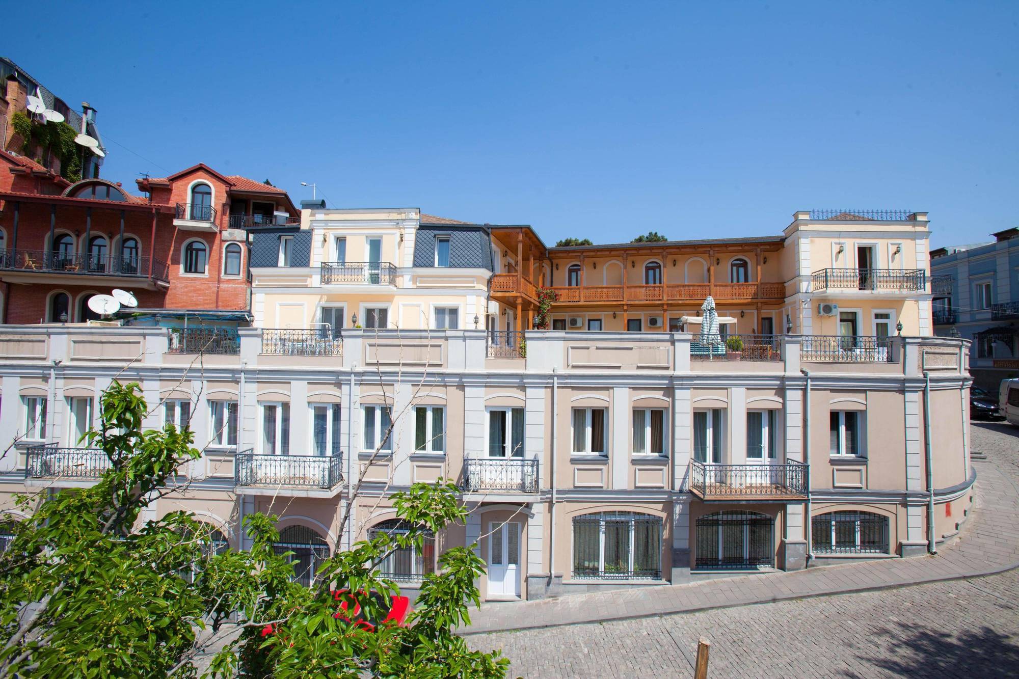 Hotel Gtm Kapan Tbilisi Zewnętrze zdjęcie